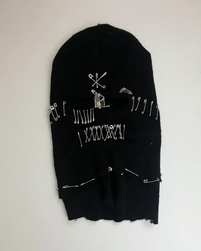 Pierced thief beanie