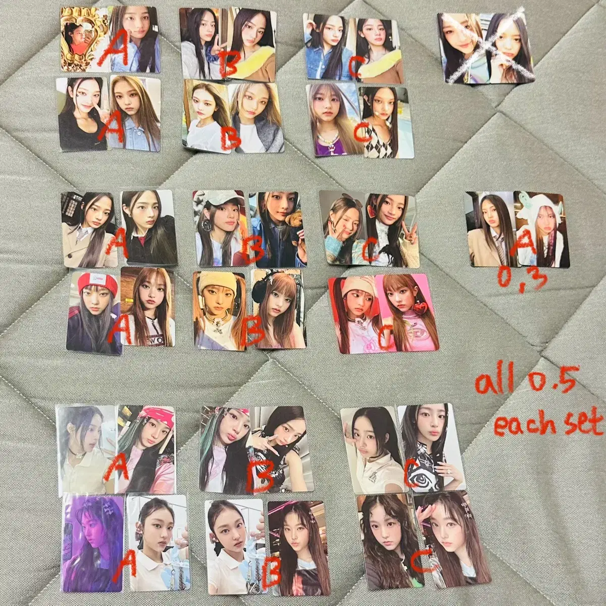 New Jeans minji haerin Weverse Album Version Photo Card Set WTS