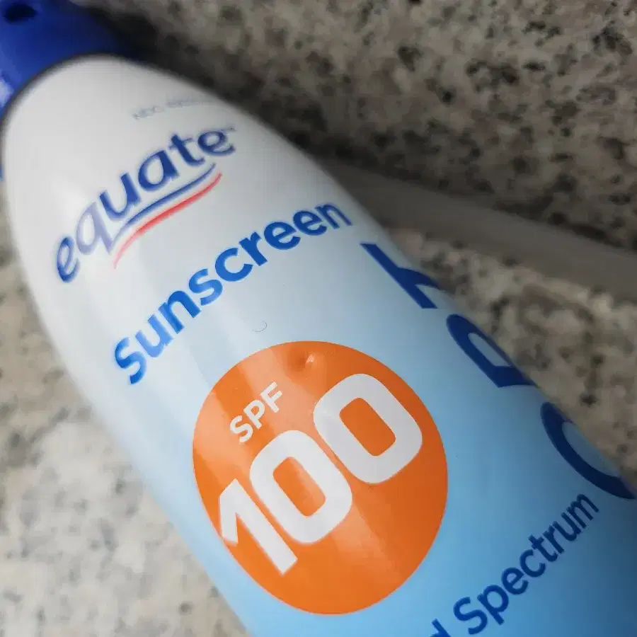 이큐에이트 스포츠 SPF 100 썬 스프레이