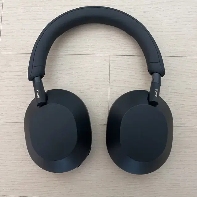 소니 SONY WH-1000XM5 블루투스 헤드폰 그레이 25만에 팝니다