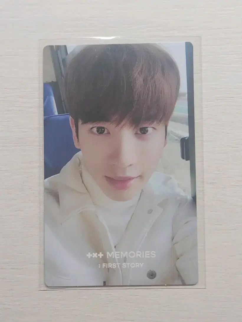 TXT taehyun Memories 1 Memz Original photocard for sale!!!