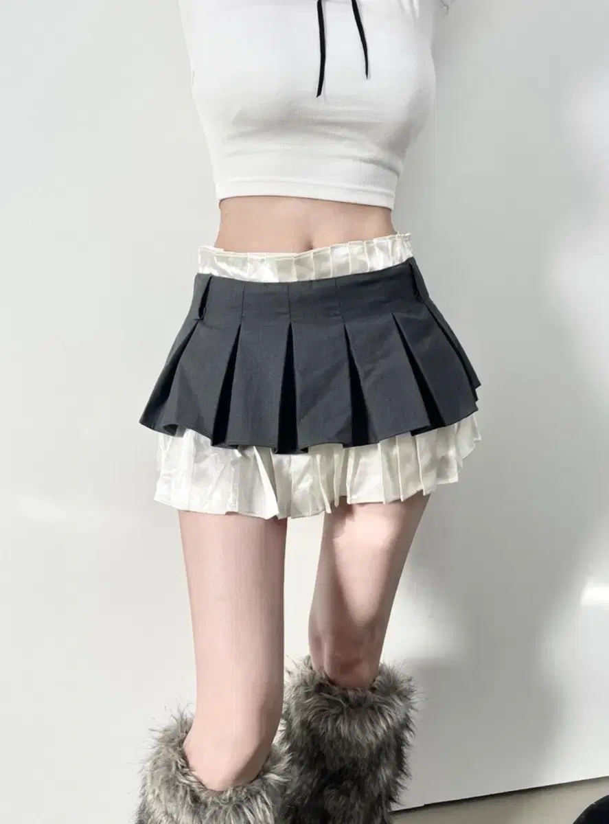 서우 Satin layered mini pleats sk 치마