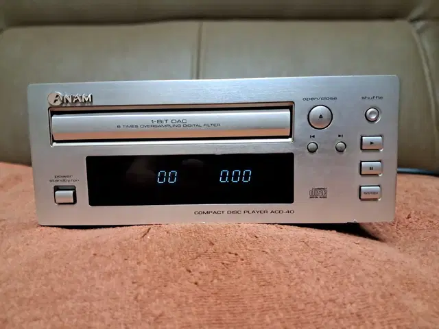 ANAM ACD-40 COMPACT DISC PLAYER