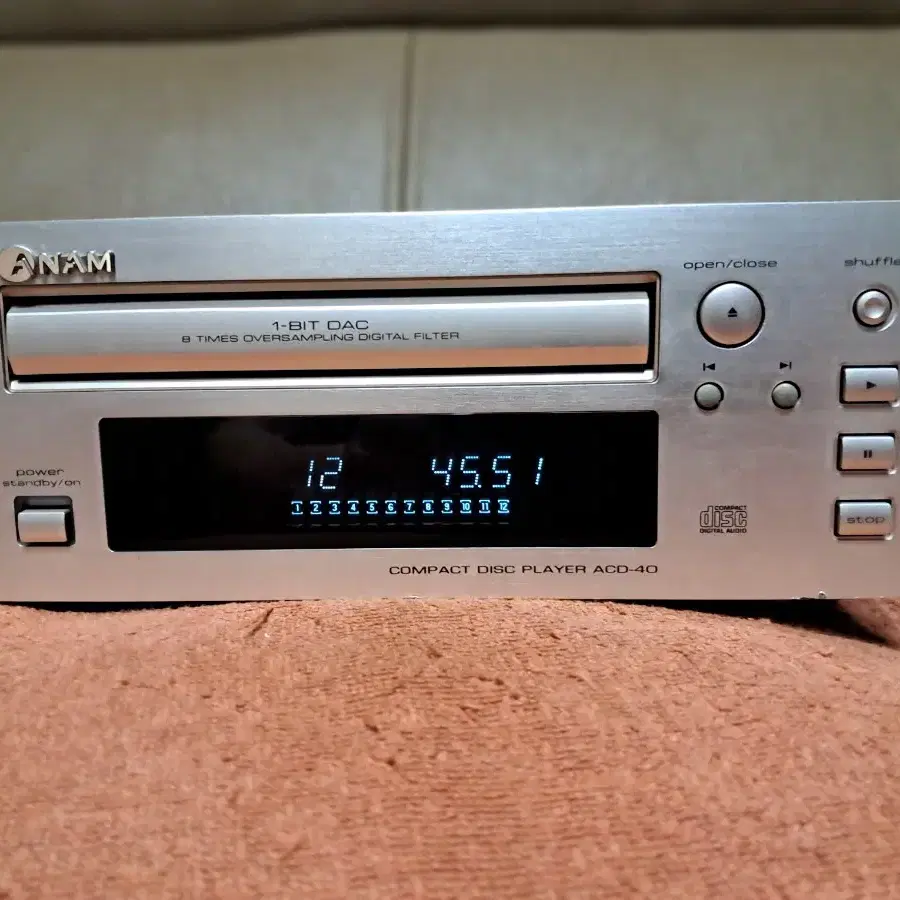 ANAM ACD-40 COMPACT DISC PLAYER