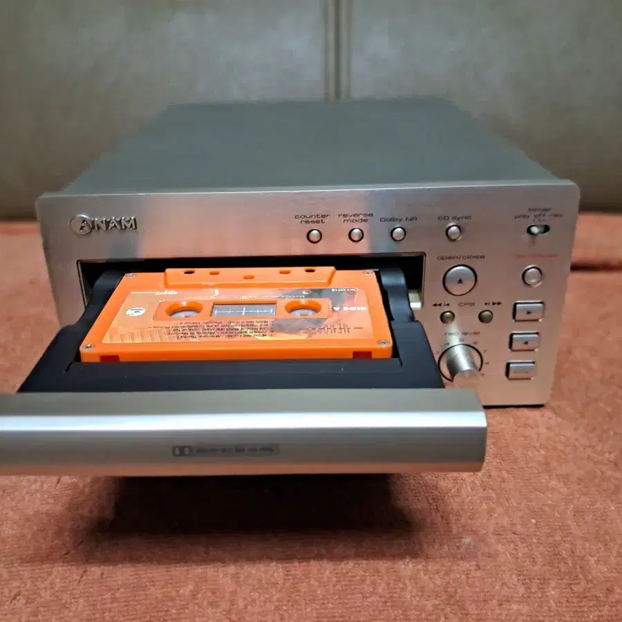 ANAM STEREO CASSETTE DECK PLAYER AD-40