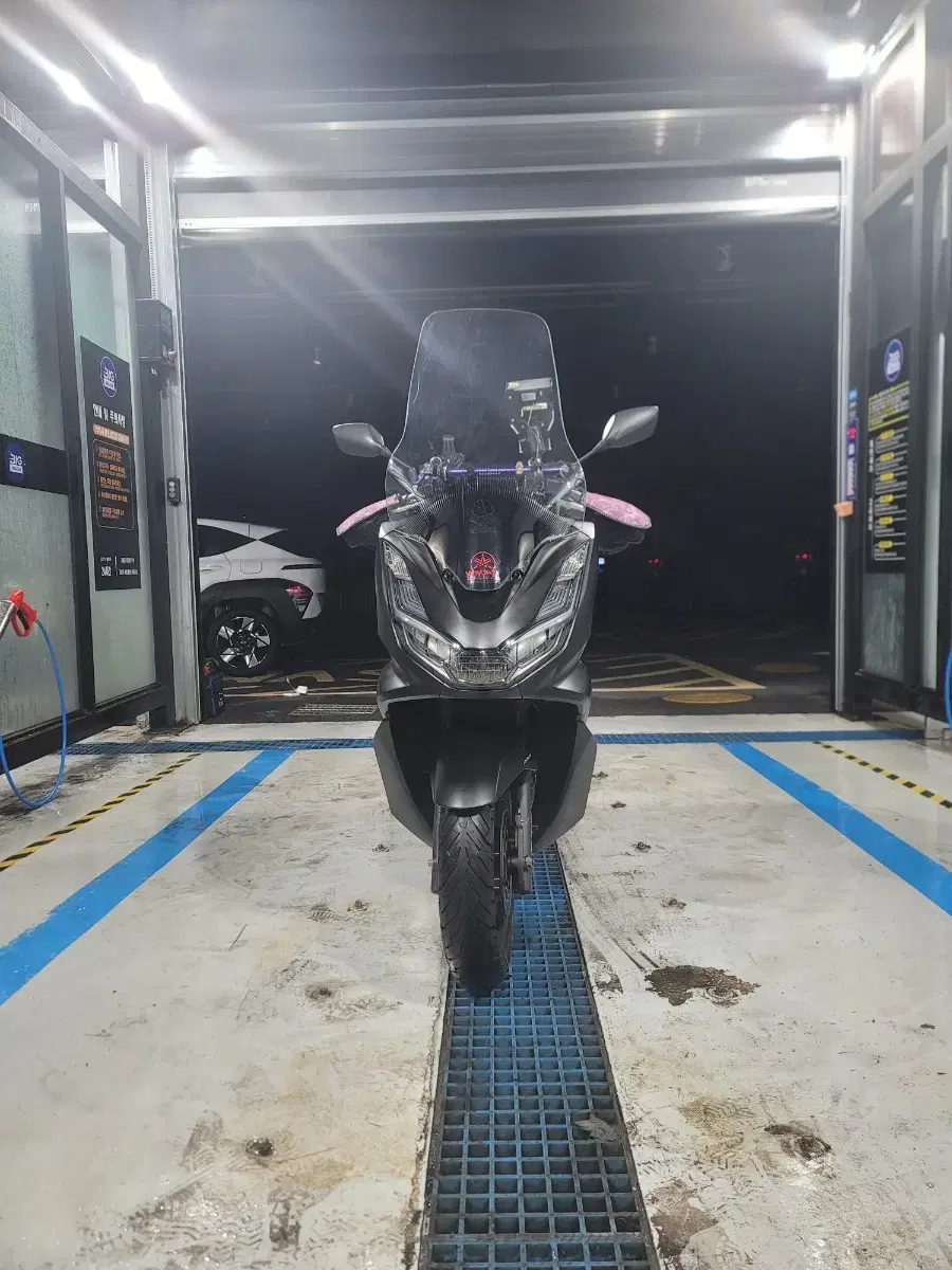 21년식 pcx125 abs 판매합니다^^