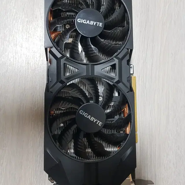 기가바이트960 부품용