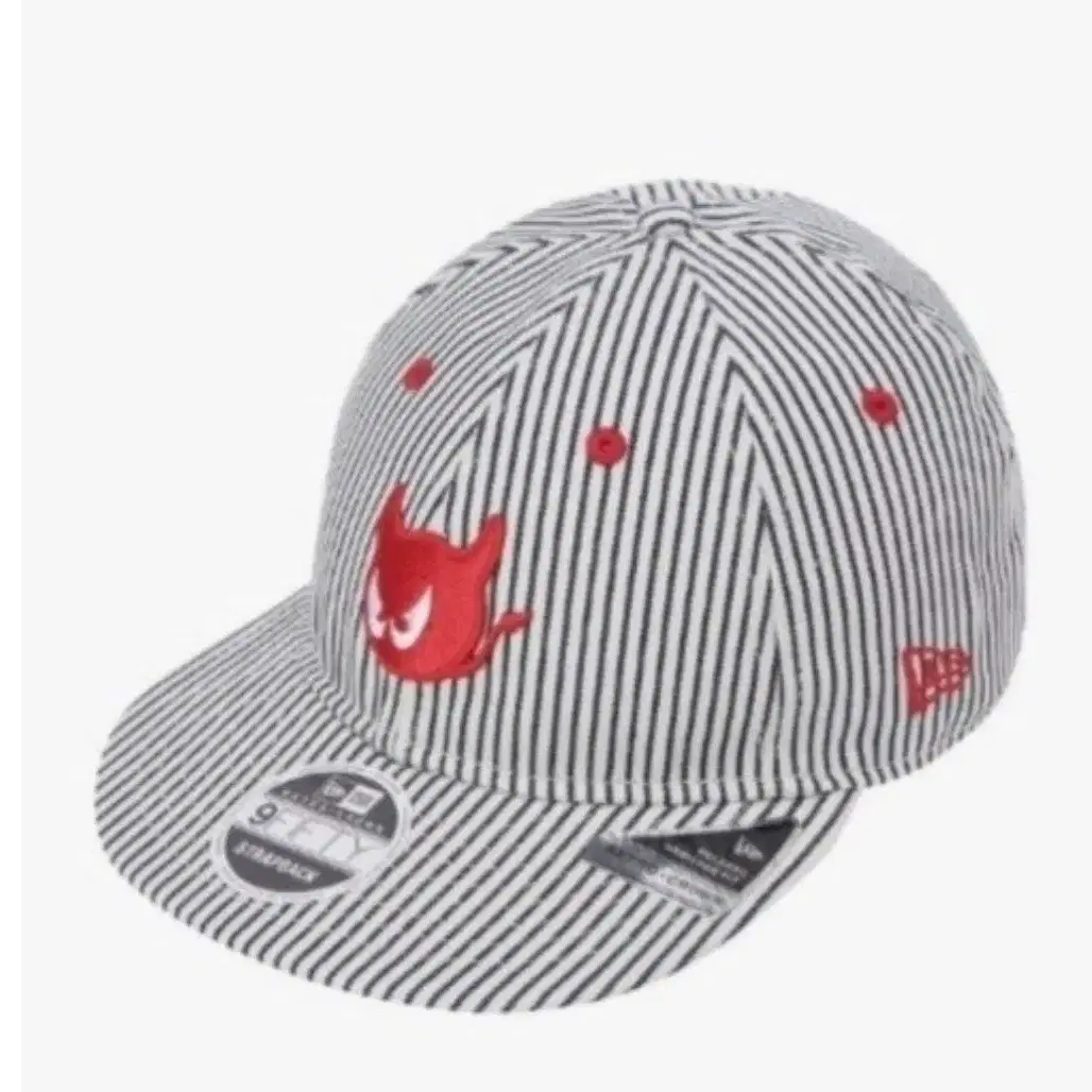 WAAC  왁  X 뉴에라 950RC STRIPE CAP 새제품