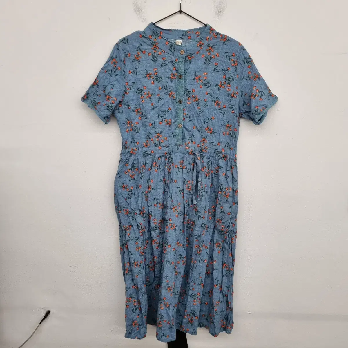 [Women's 66 size] Linen floral pattern ONEPIECE.