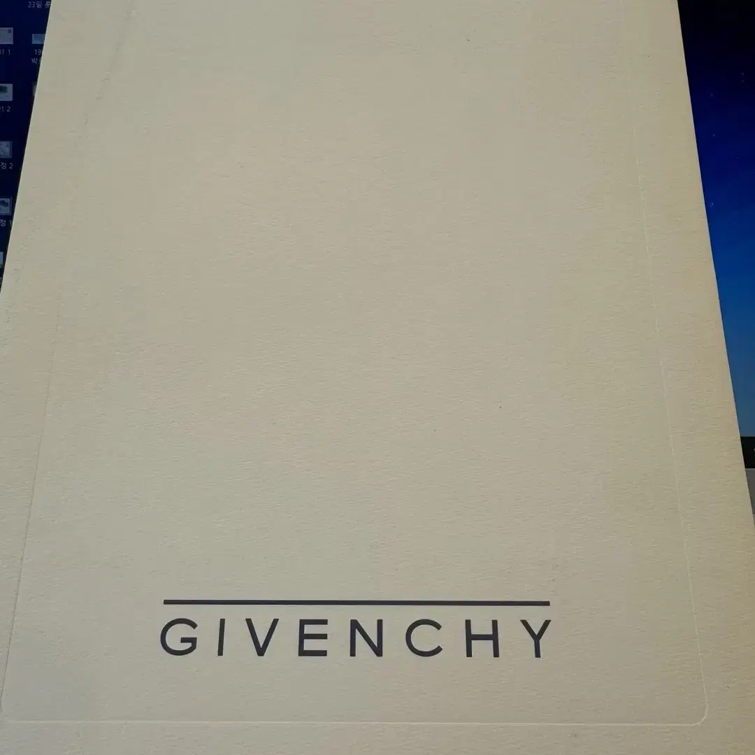 패션 - 지방시 - GIVENCHY - 스케치 4장 - 빈티지 스타일