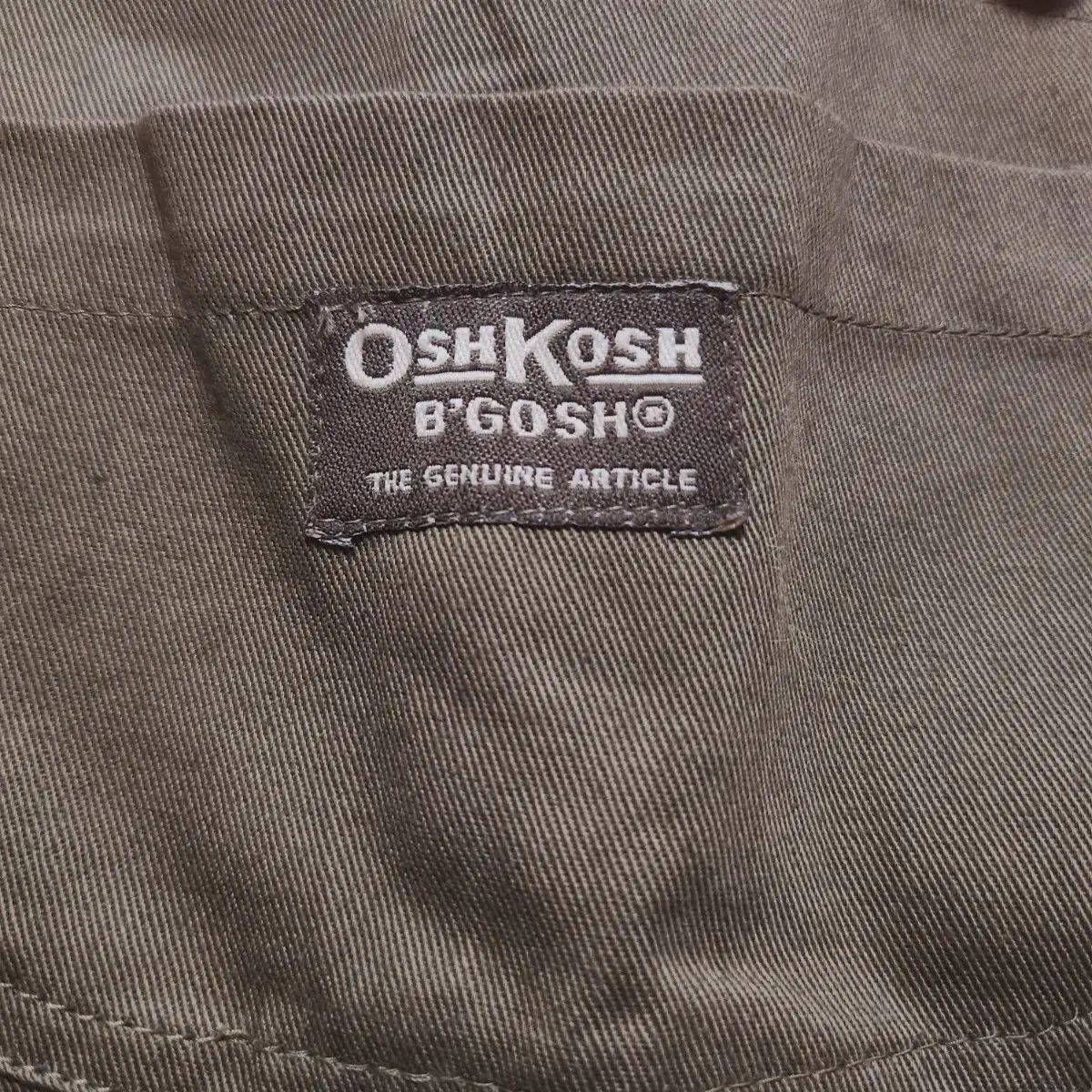 OshKosh B Gosh  오시코시 반바지 오버롤 2T