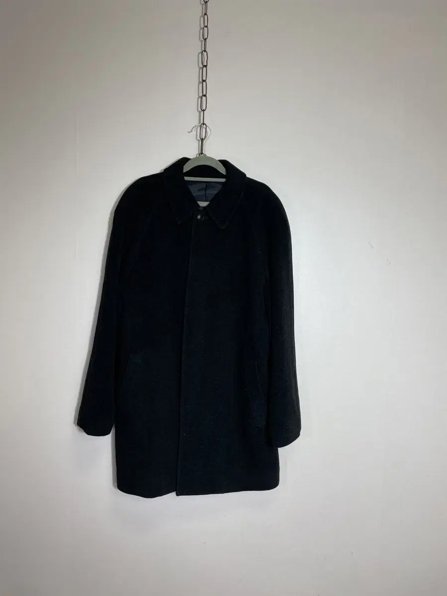 [Durban] Men's Black 100% wool coat ( size L)