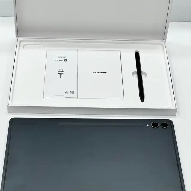 삼성 갤럭시탭 S9+ SM-X810 보증기간 남음 상태 새것같음 직거래만