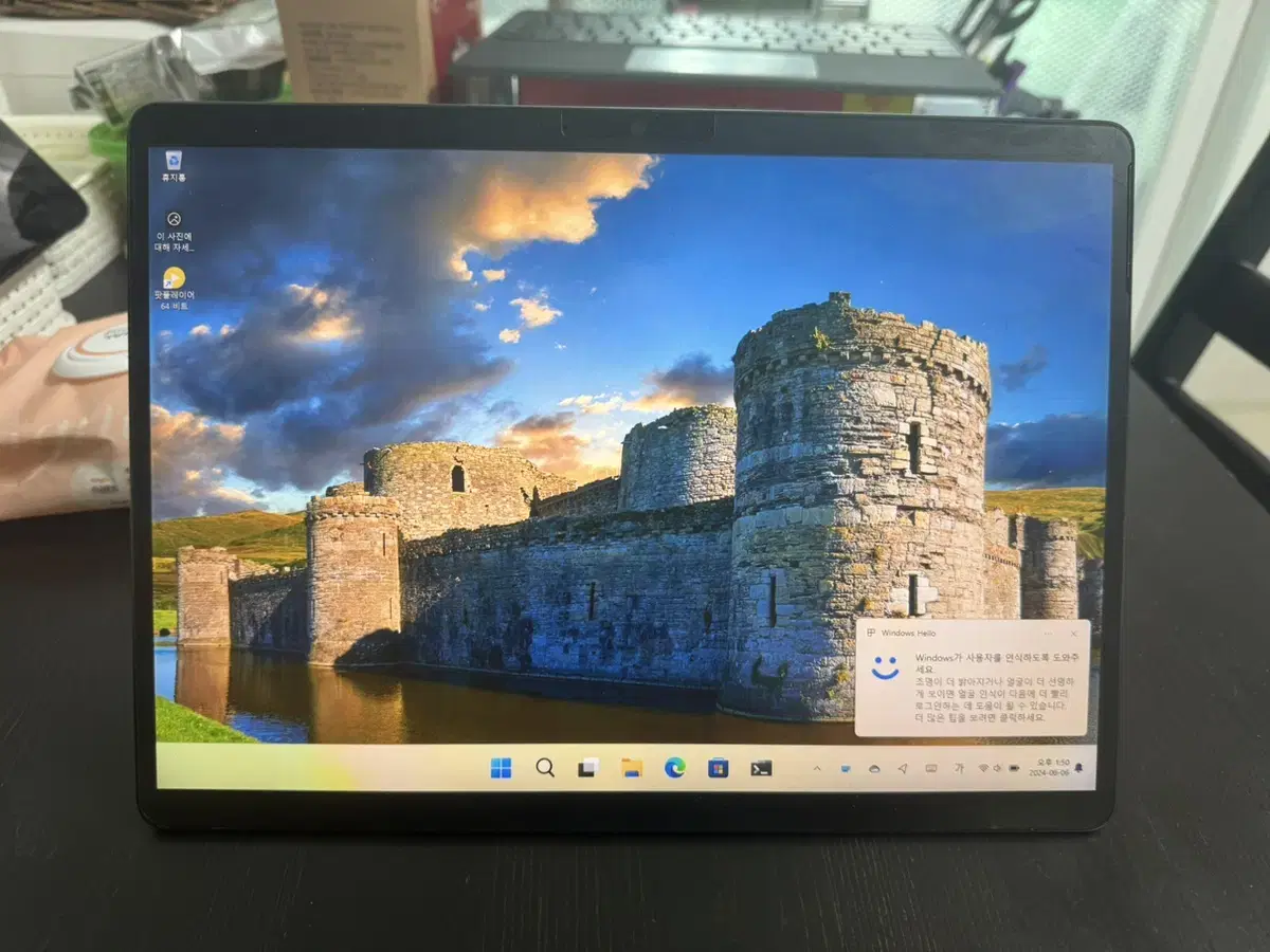 Surface Pro X SQ1 8GB 256GB sells