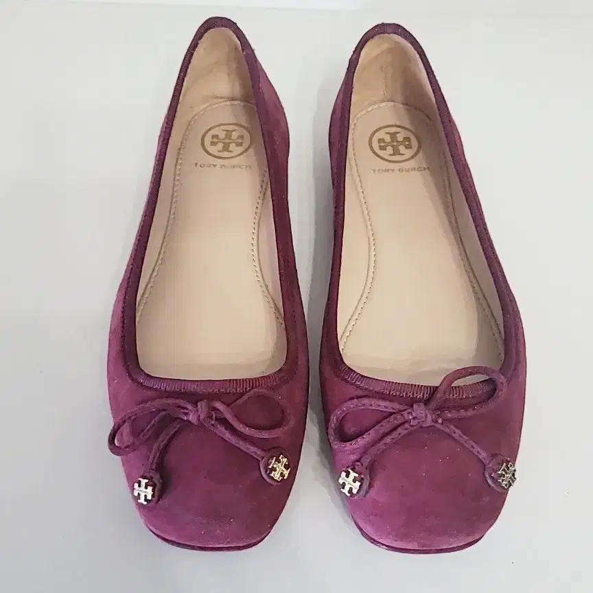 토리버치 정품 Tory Burch 플랫슈즈 230 금장