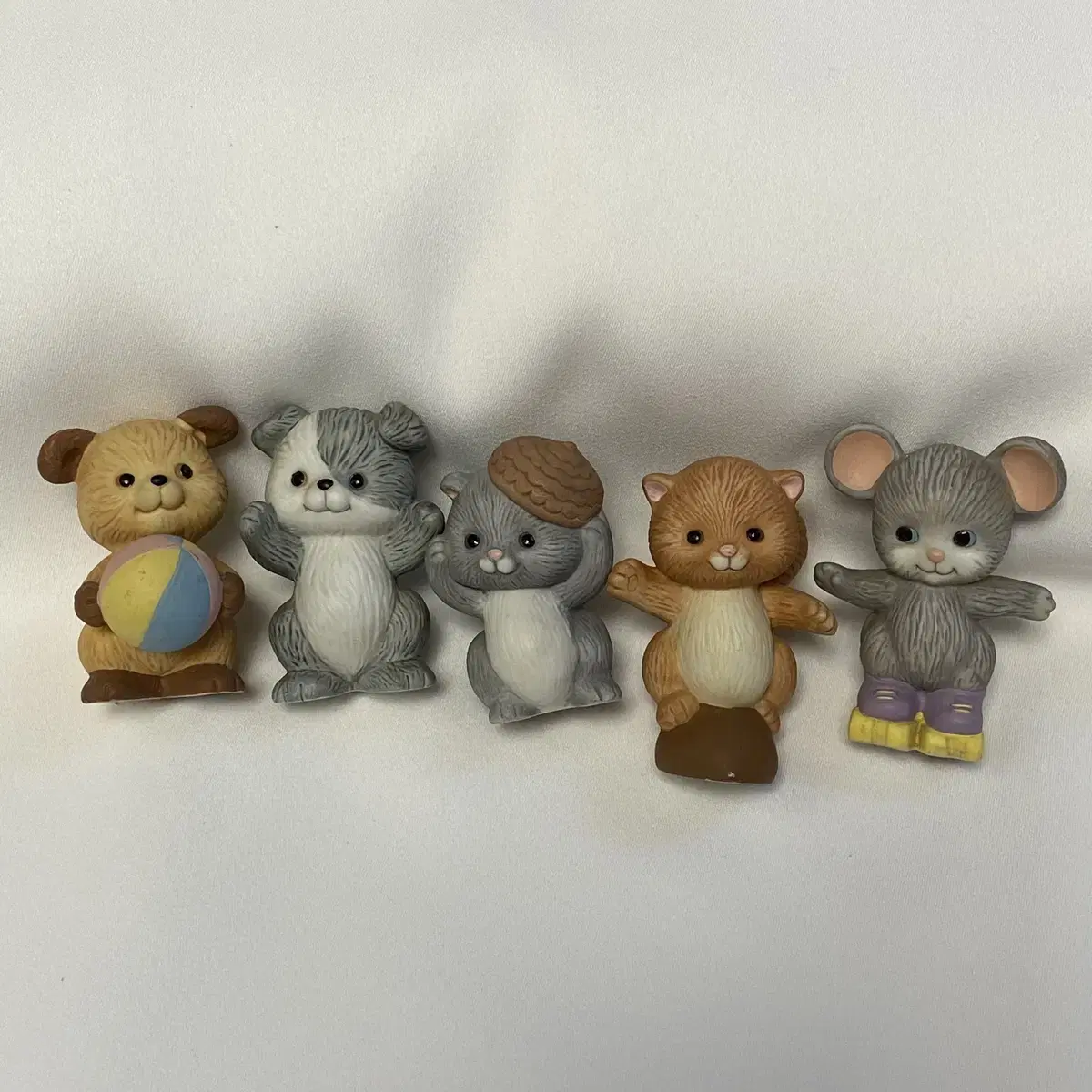 January Half-Price Sale) Vintage Puppy, Squirrel, Mouse, Pottery, Figure, Little Figure Set