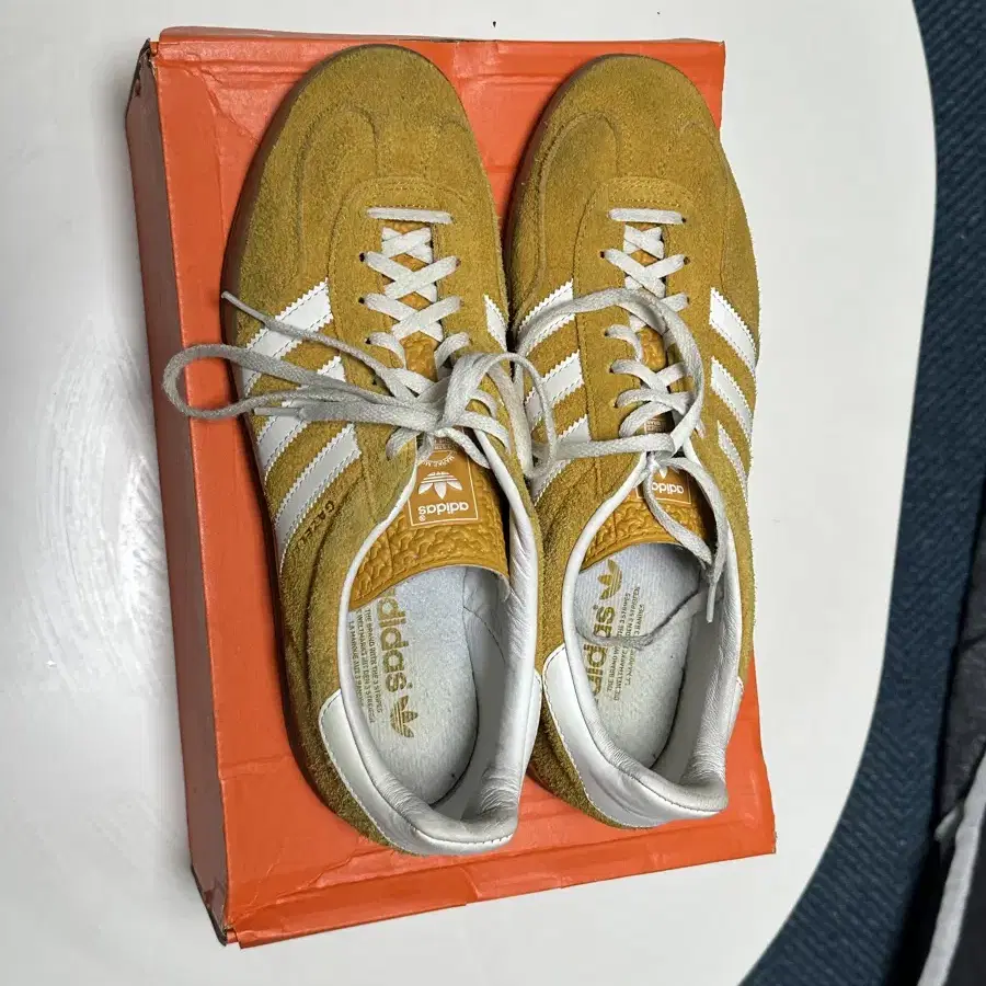 (W) Adidas Gazelle Indoor Orange Peel Cl