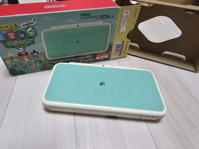 닌텐도 2ds xl 동숲 에디션 + 아미보카드