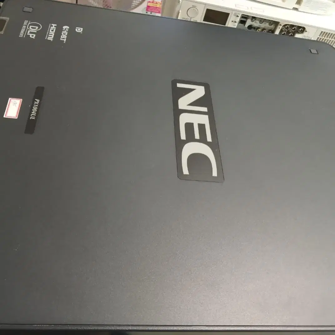 4K 레이저 만안시 빔프로젝터 NEC NP-PX1004UL-BK