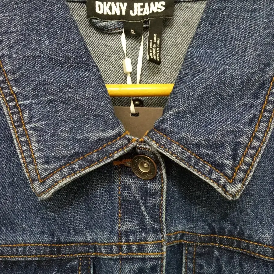 DKNY JEANS 데님 트러커 자켓 XL