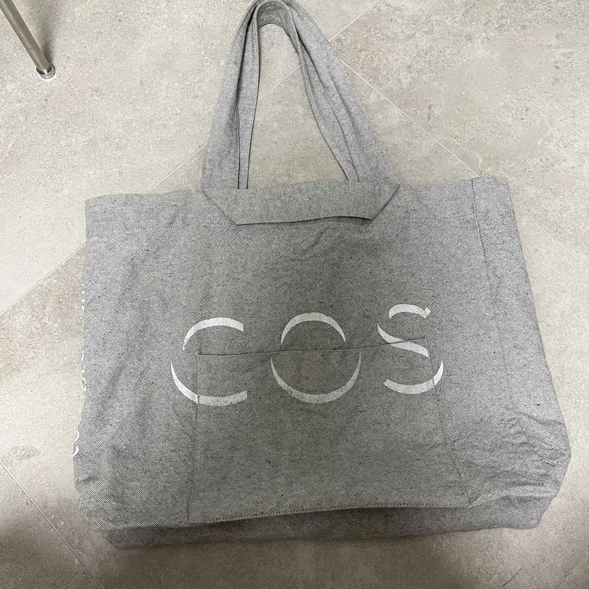 Cos 에코백