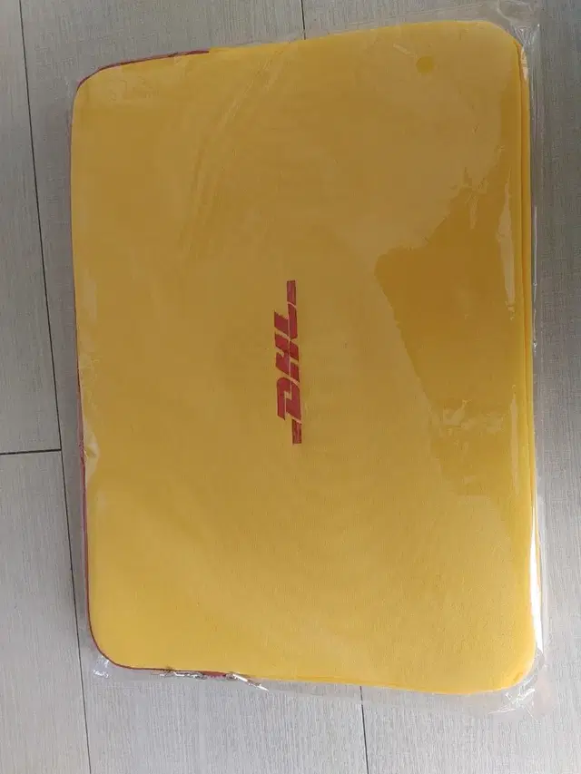 DHL 노트북파우치 판매합니다