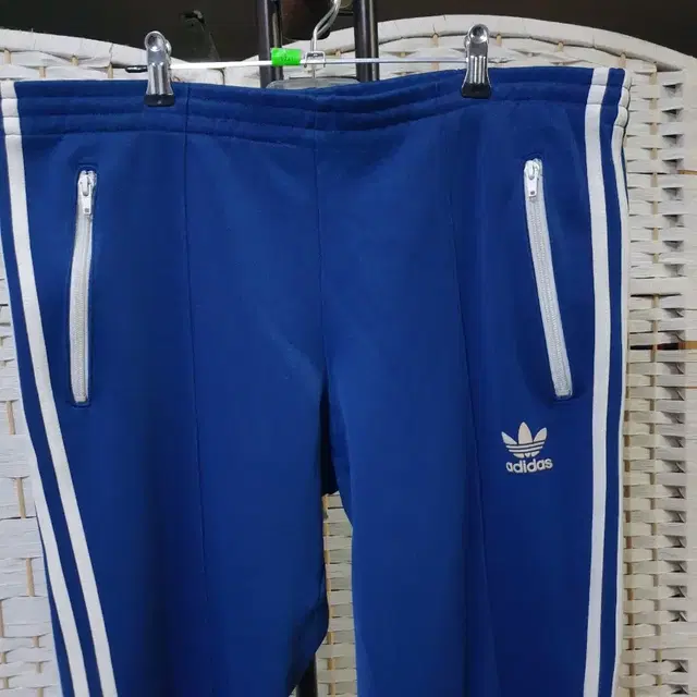 (0951) ADIDAS 아디다스 스포츠 유로파 팬츠 100 L