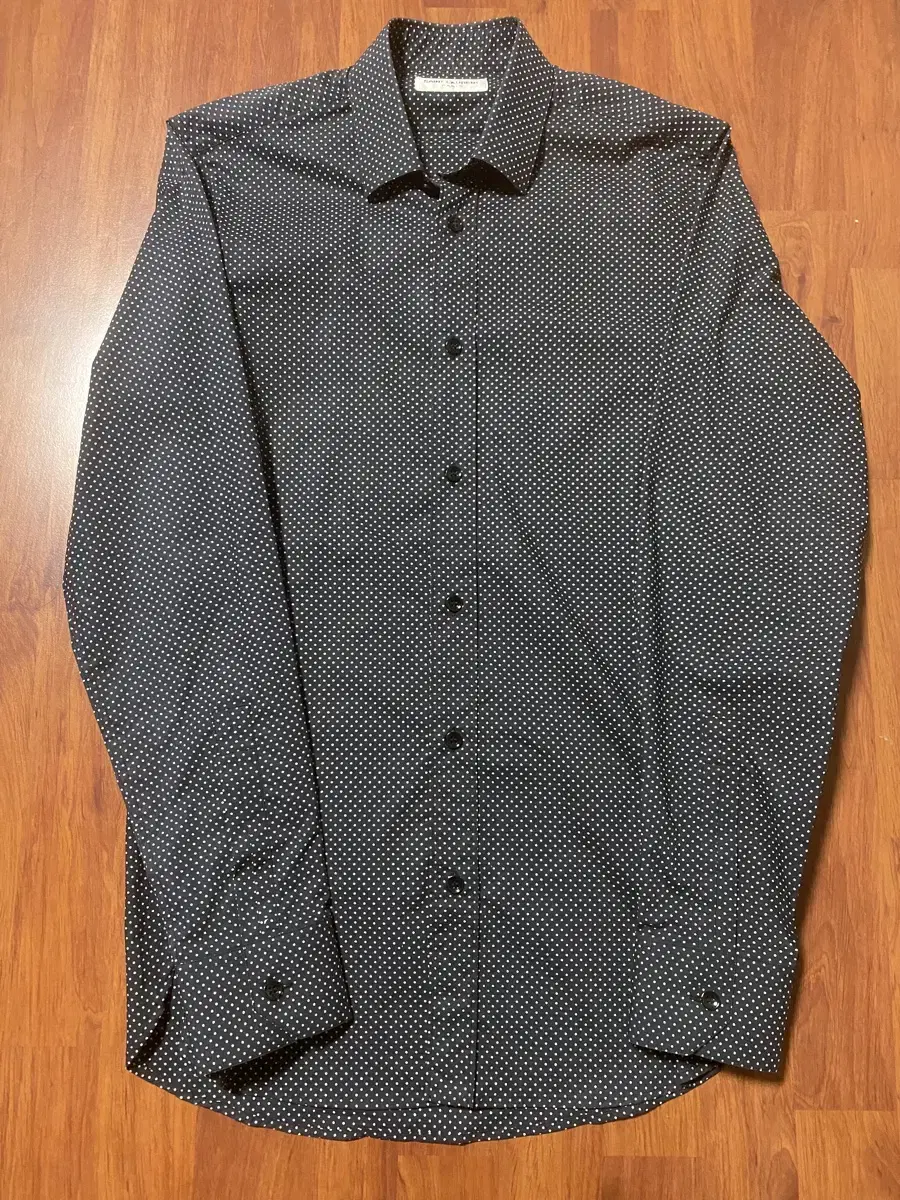 Saint Laurent black basic shirt 37