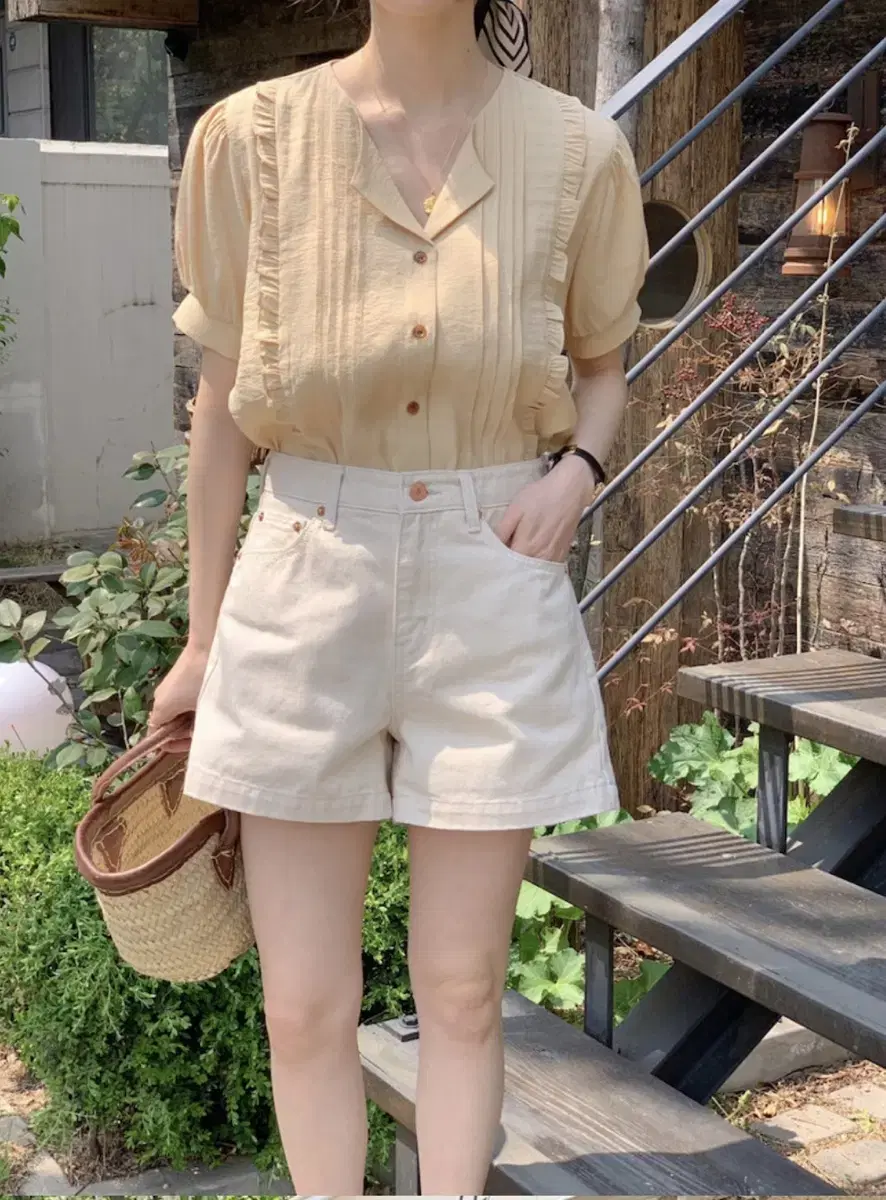 Slow-breathed pretzel blouse