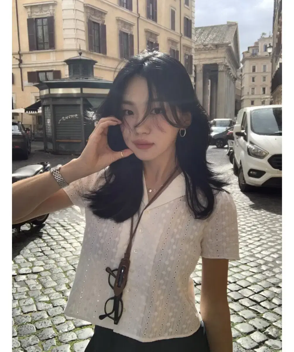 셀리앤리옹 Lace kara blouse