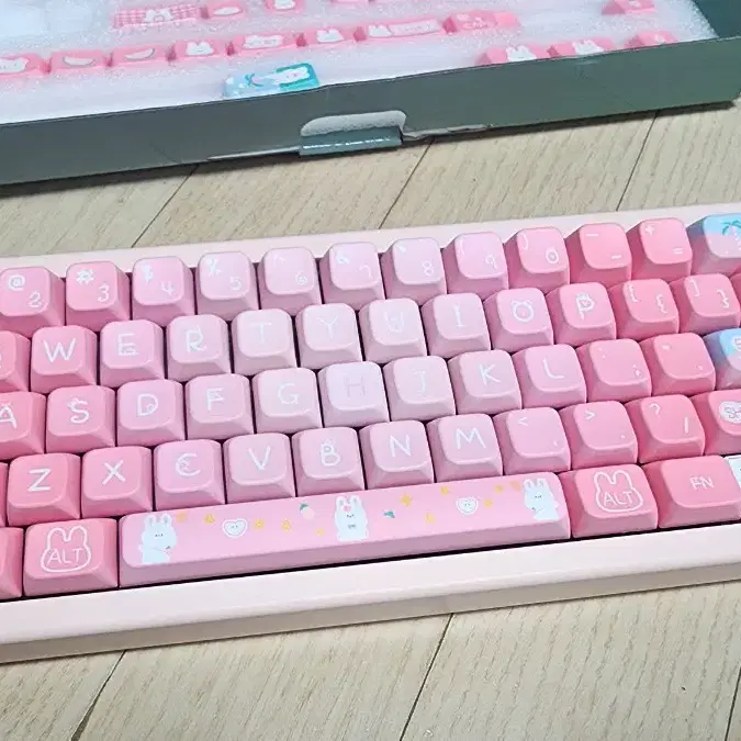 gmk67 커스텀 키보드