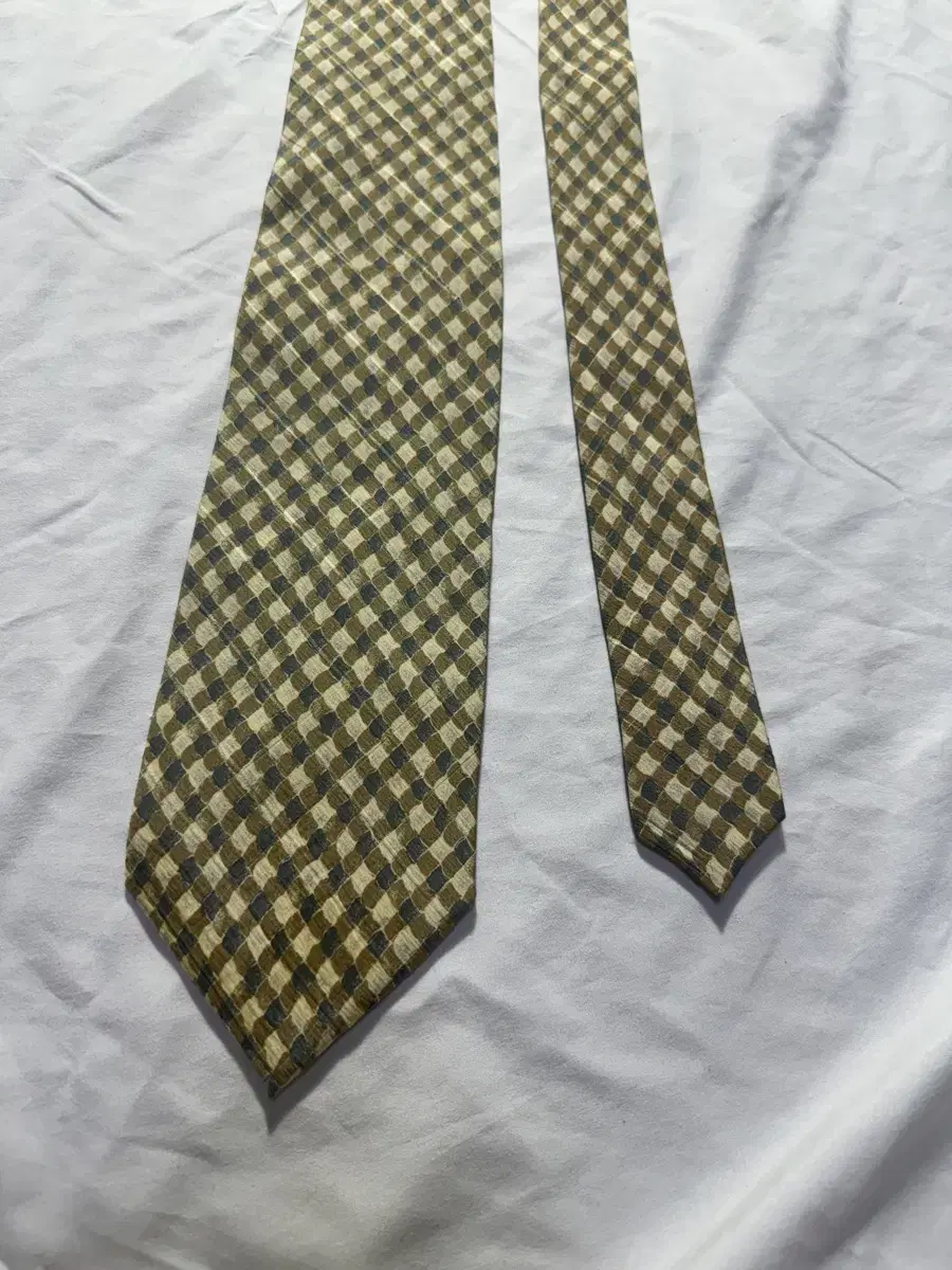 Issey Miyake Patterned Silk Tie