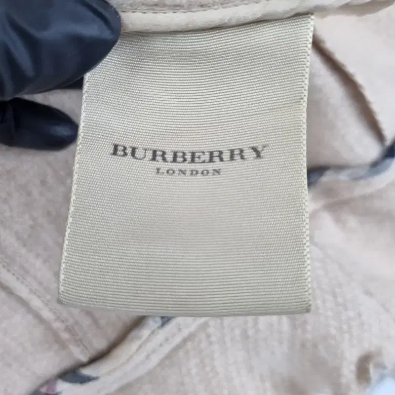 Z4867 BURBERRY 러필 셔링 가디건 자켓 여8SIZE