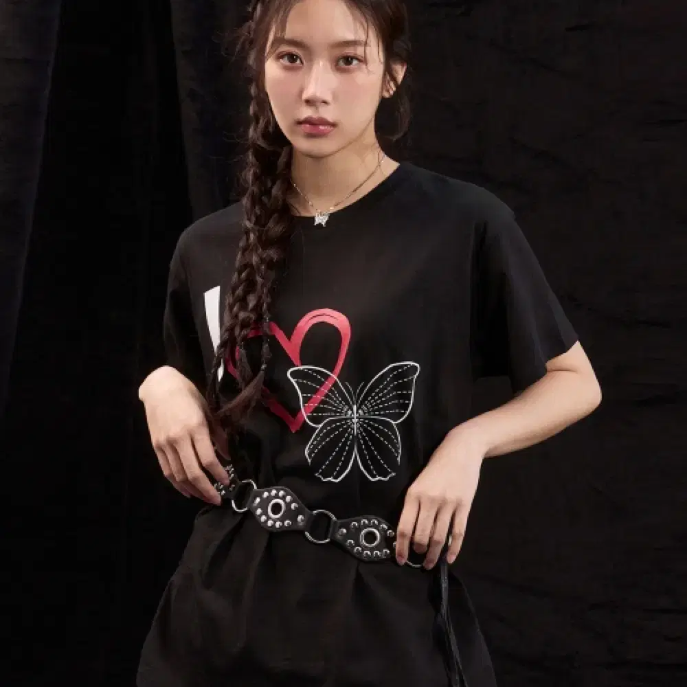 닉앤니콜 I LOVE BUTTERFLY SLEEVE TOP 반팔티셔츠