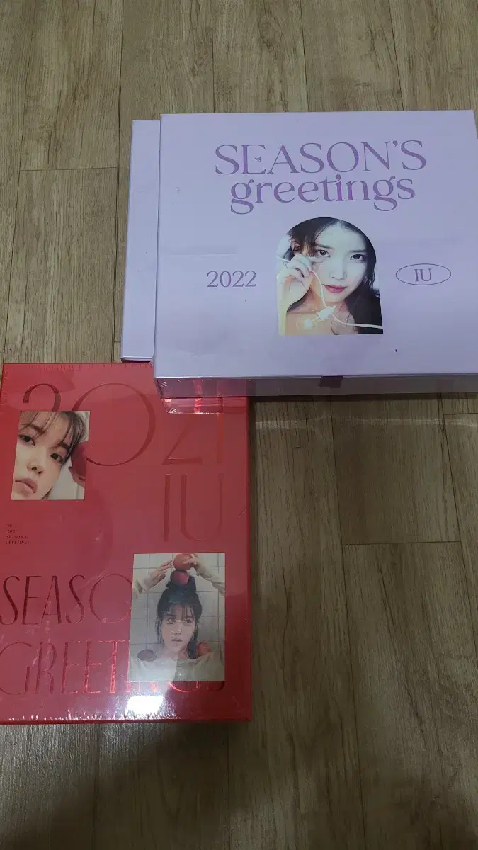 IU season's greetings unsealed(2021,2022).