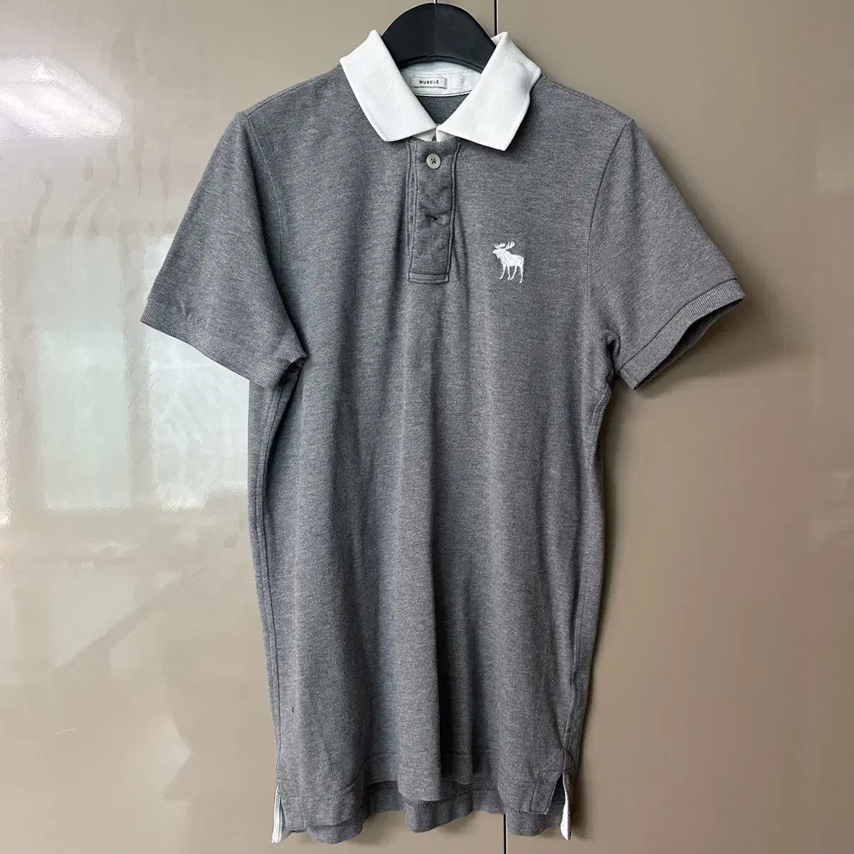 [Genuine] Abercrombie & Fitch Gray Short Sleeve Karati