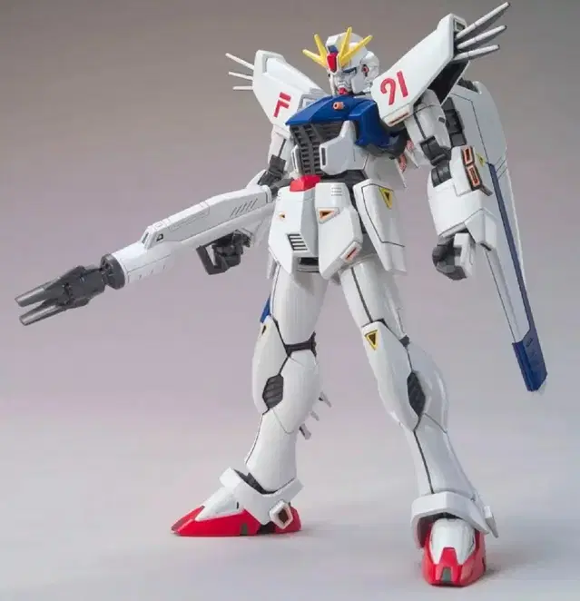 HG F91 건담 건프라 프라모델 건베 건담베이스 우주세기 기동전사 로봇