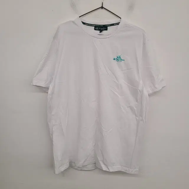 [105/XL] POLO CLUB 자수 로고 반팔티 팝니다.