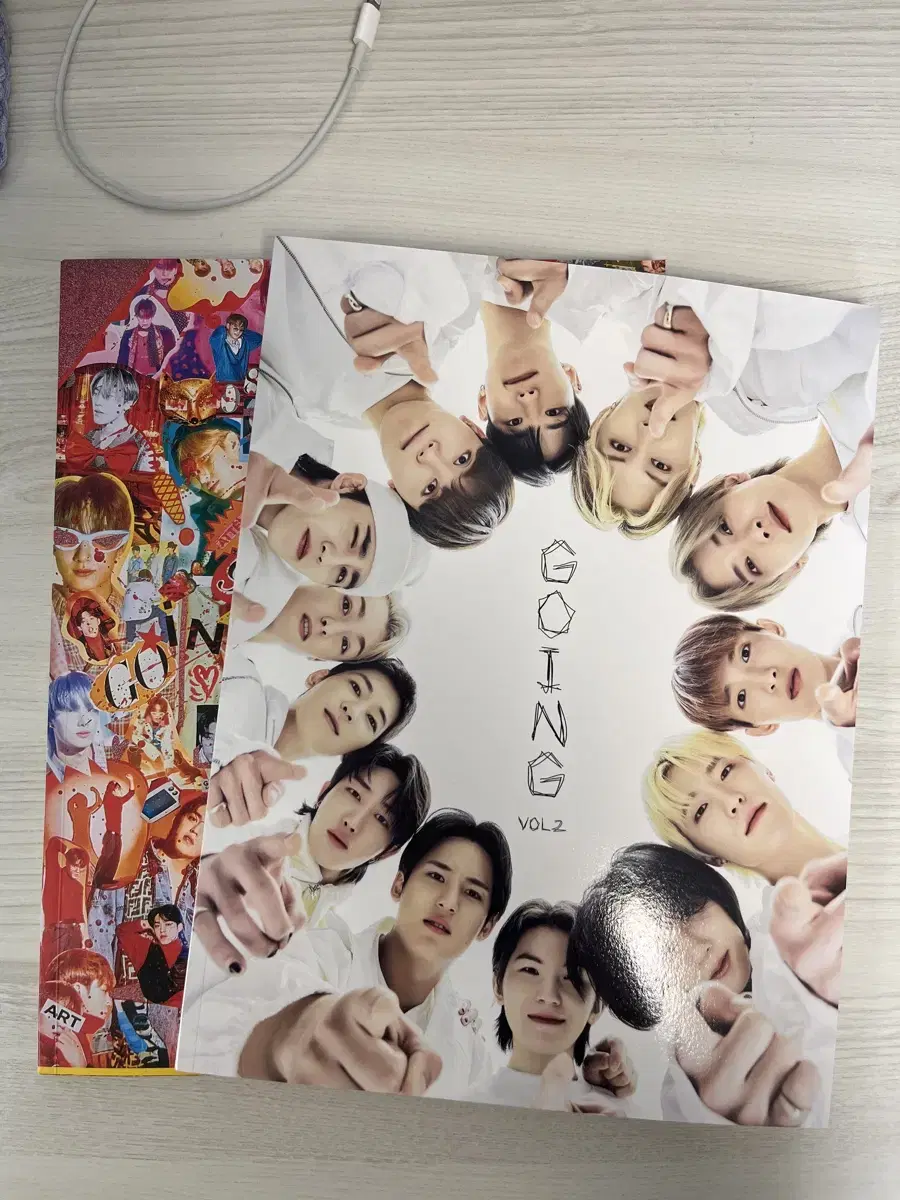 Seventeen Going Magazine V.1,2