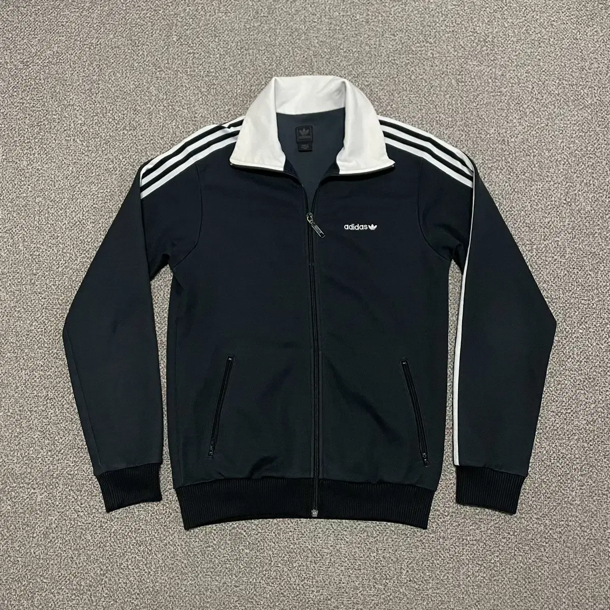 95 adidas TipTap Tracktop Jersey