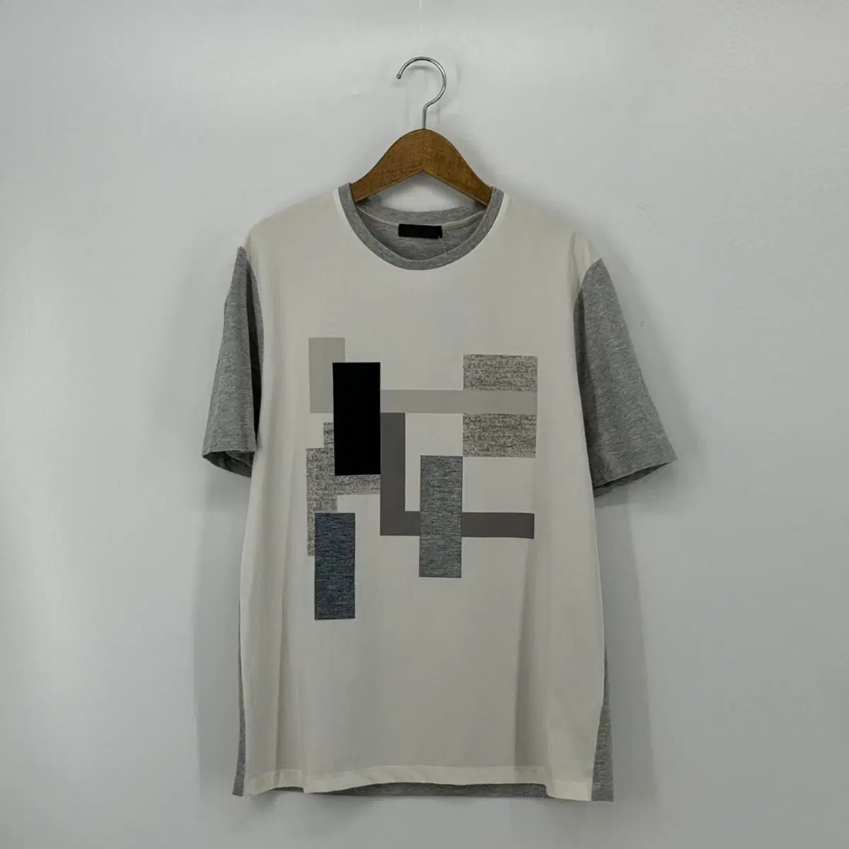 AND Z Andie Short Sleeve T-shirt (95 size / GRAY)