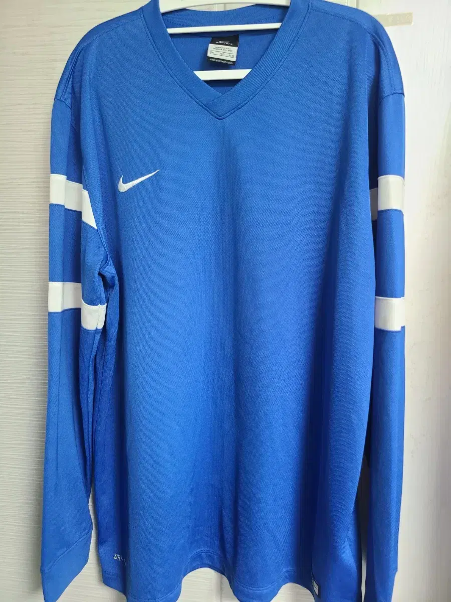 Nike DryFit Long Sleeve T-Shirt XXL