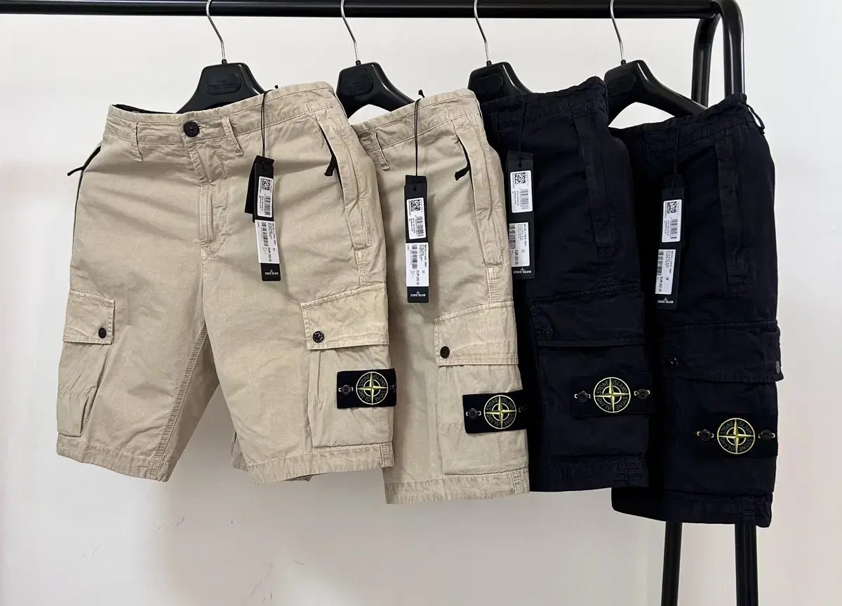 Stone Island 24SS Bermuda Cargo Shorts Vahn 8015L11WA