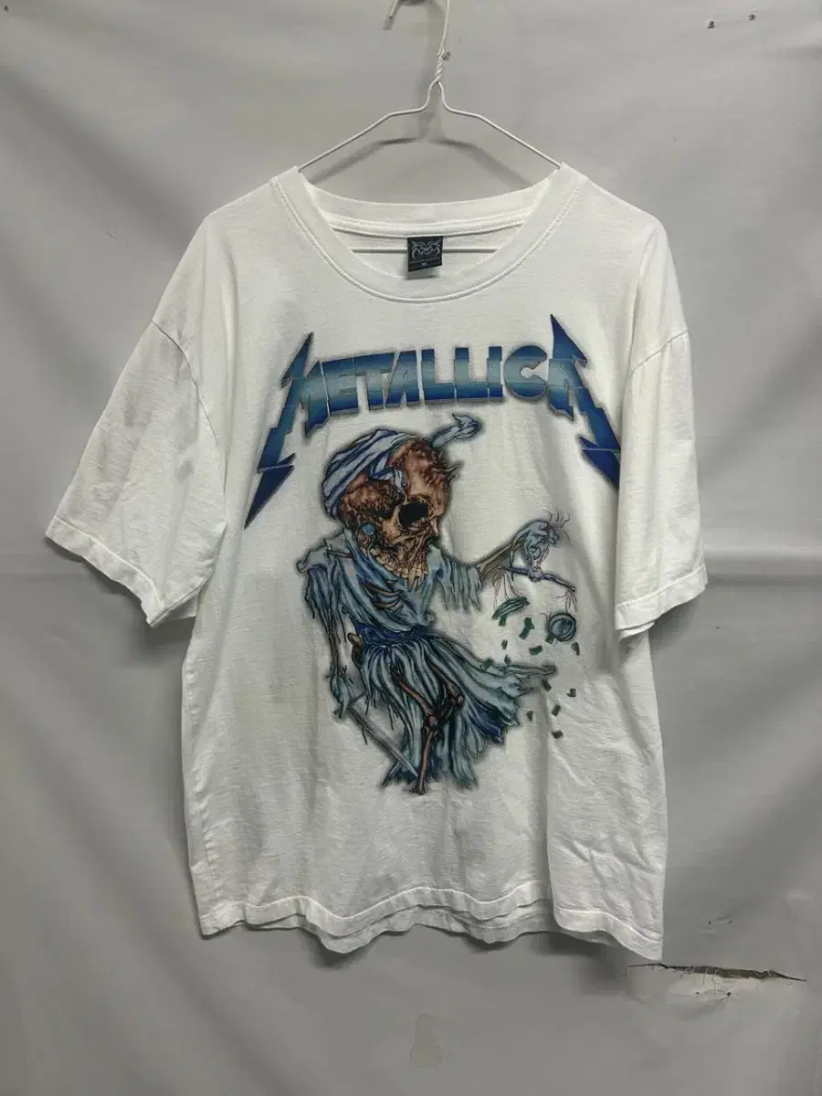 (XL) Metallica Rocker Vahn Short Sleeve Tee