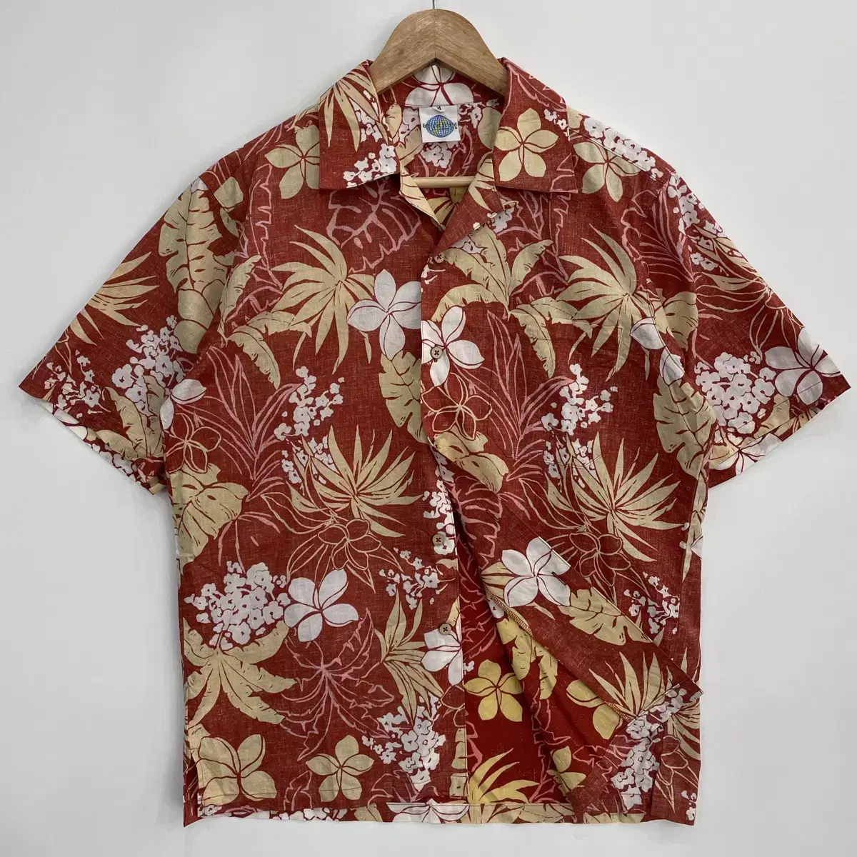 [M] Free Shipping Emerald Island Hawaii Shirt