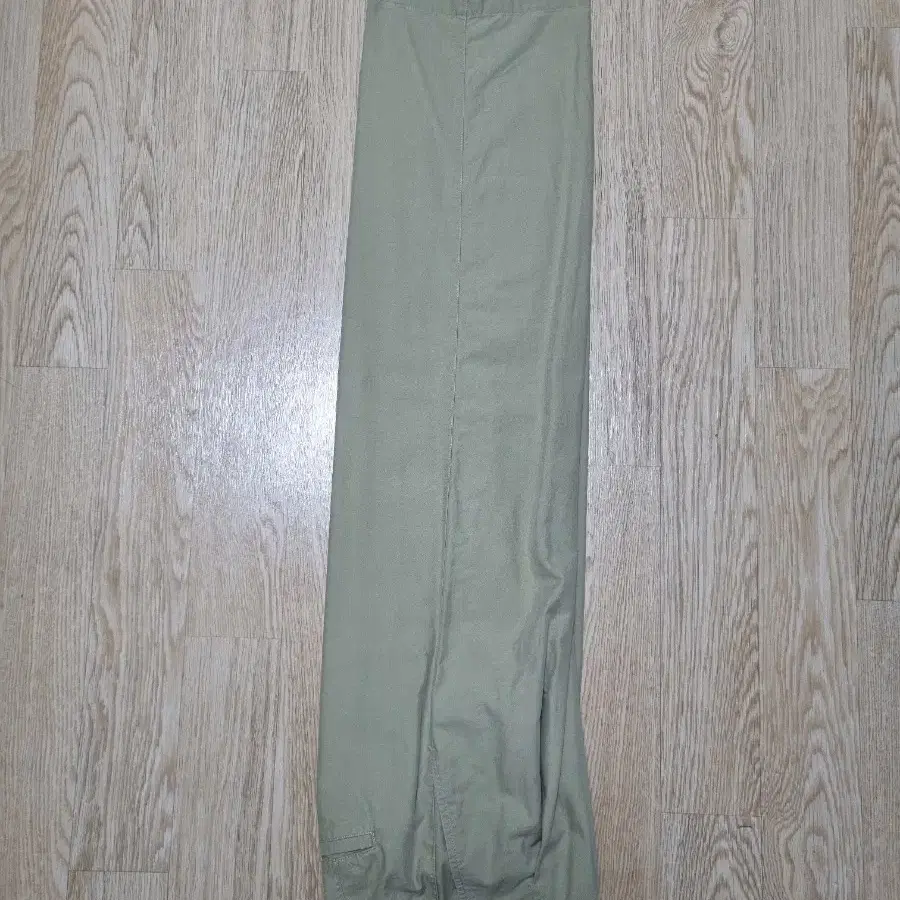 [S]해칭룸 vtg deep pleats trousers beige