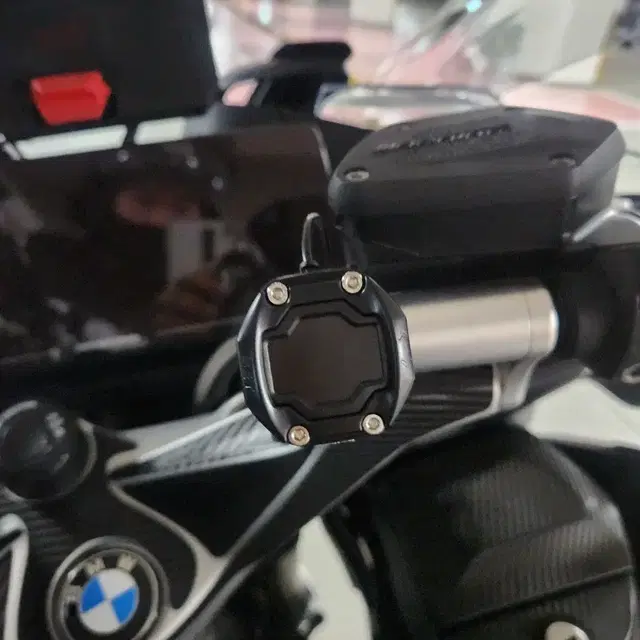 bmw r1250rt  23년 트리플블랙 풀튜닝 만키로