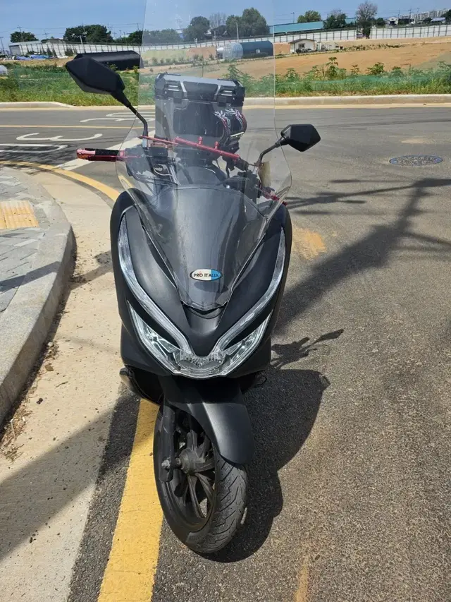 더뉴pcx125cc 2만키로 오토바이