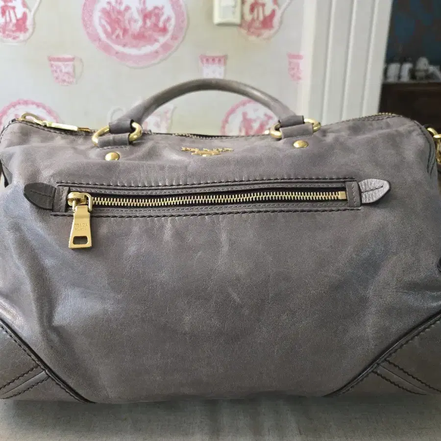 PRADA vitello shine 2way Bag