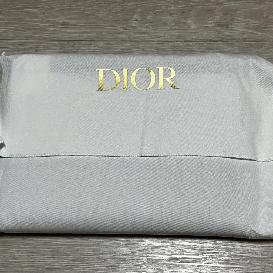 디올 Dior 클러치